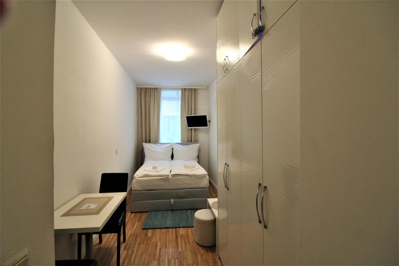 Small Studio Close To City Center Wien Exterior foto